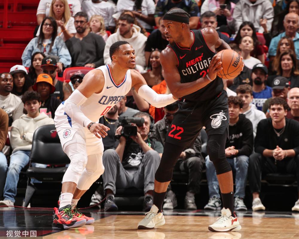 让我们期待 让我们期待