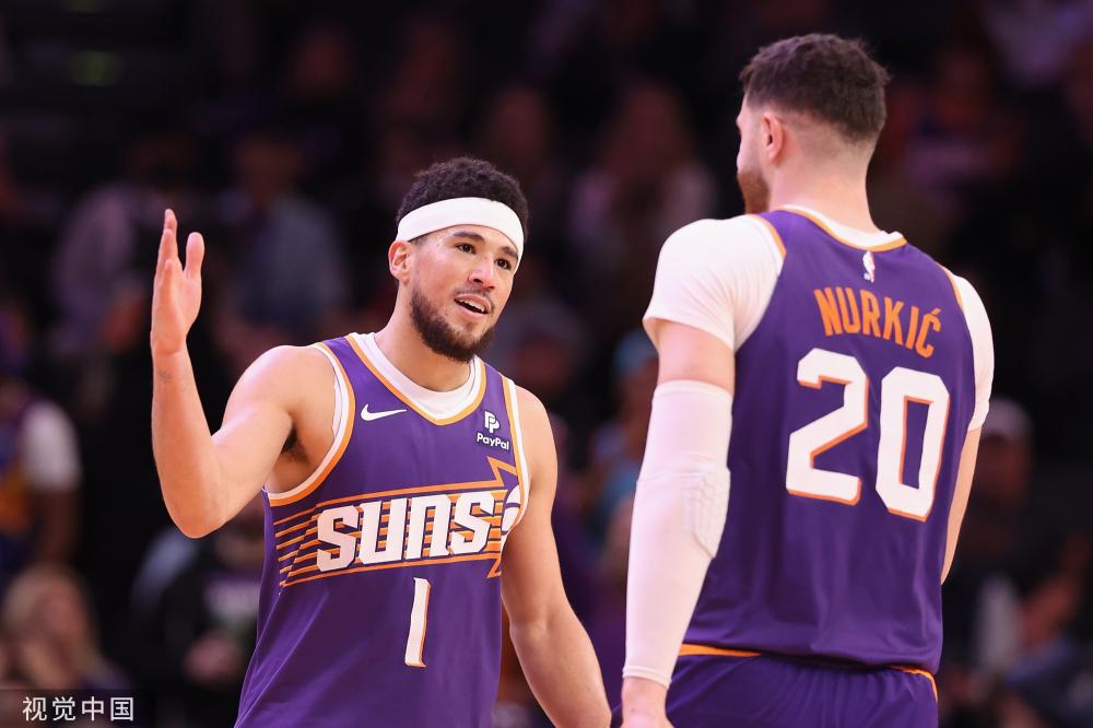 纽卡斯尔对多特蒙德门将科贝尔表现出兴趣，或成夏窗争夺目标.