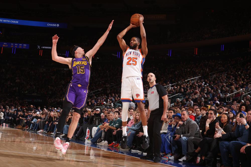 篮球鞋榜单：年度最值得购买的十双（年度十大值得入手的篮球鞋推荐）